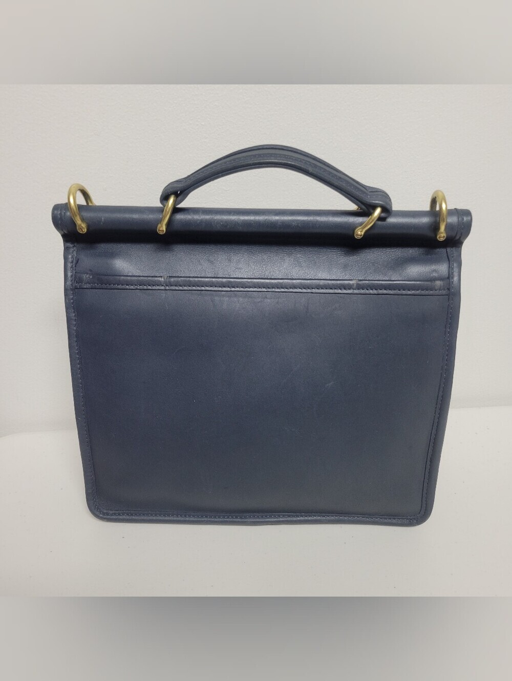 Coach Willis Vintage   9927 Classic  Leather  Crossbody with Matching Wallet. - Picture 4 of 16
